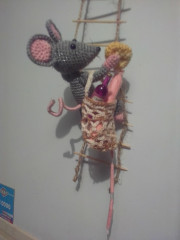 1000058445.jpg (104.08 КБ) 6685 просмотров Магнит на холодильник Мышки - воришки