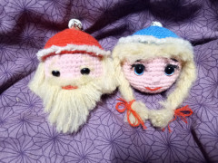 Чудесные шарики на ёлку связались в онлайне с мастером Наталья Балык. Дед Мороз и Снегурочка . Вязалось в теплой и дружной компании .  МК доступный и интересный.