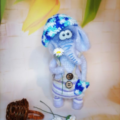 IMG_20220821_001414_760.jpg (205.21 КБ) 4528 просмотров вот такой слон связался недавно)