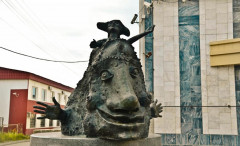 памятник улыбке.jpg