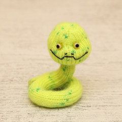 IMG_4621.jpg (154.86 КБ) 7766 просмотров Змейка Тутси по МК Людмилы Дерюгиной