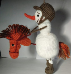 1 стоит снеговик .jpg