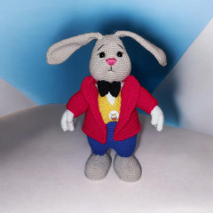 20260206_060358.jpg (233.32 КБ) 901 просмотр Мистер Заяц по МК Натальи Калмыковой