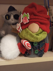 1652367206465..jpg (182.96 КБ) 9659 просмотров Новогодний сканди гном<br />Высота около 20 см