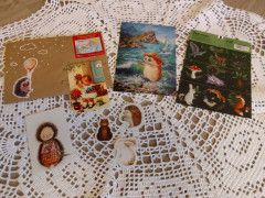 IMG_20220802_154039.jpg (335.35 КБ) 2672 просмотра Открыточка, наклеечки, конвертик расписанный вручную..а марочка какая!!!