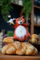 snBb2WI43CU.jpg (147.66 КБ) 5021 просмотр Лисонька...ни разу не воровка))) курочку нашла ...случайно на дороге валялась бесхозная...