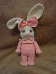 v_lXewecDJQ.jpg (164.35 КБ) 5028 просмотров Зайчишка скомбинирована из двух описаний.