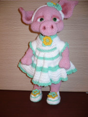 Поросенок в белом 1.JPG (227.4 КБ) 6833 просмотра Моя самая первая игрушка :) По МК Елены Аверкиевой